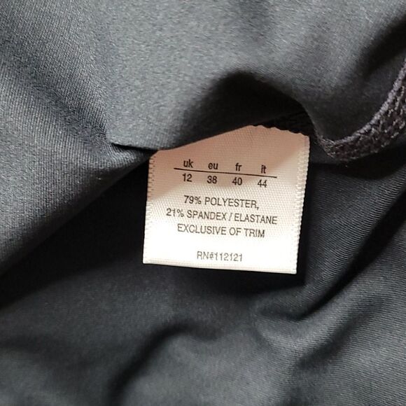 Spanx slimming top  - Picture 3 of 5